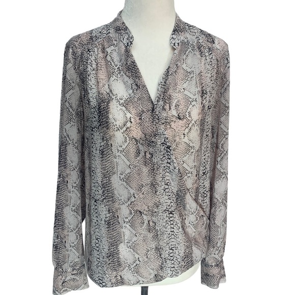 INC🌺FAUX Wrap Reptile Print Grey Long Sleeve Blouse Top Size 6 - Picture 1 of 8